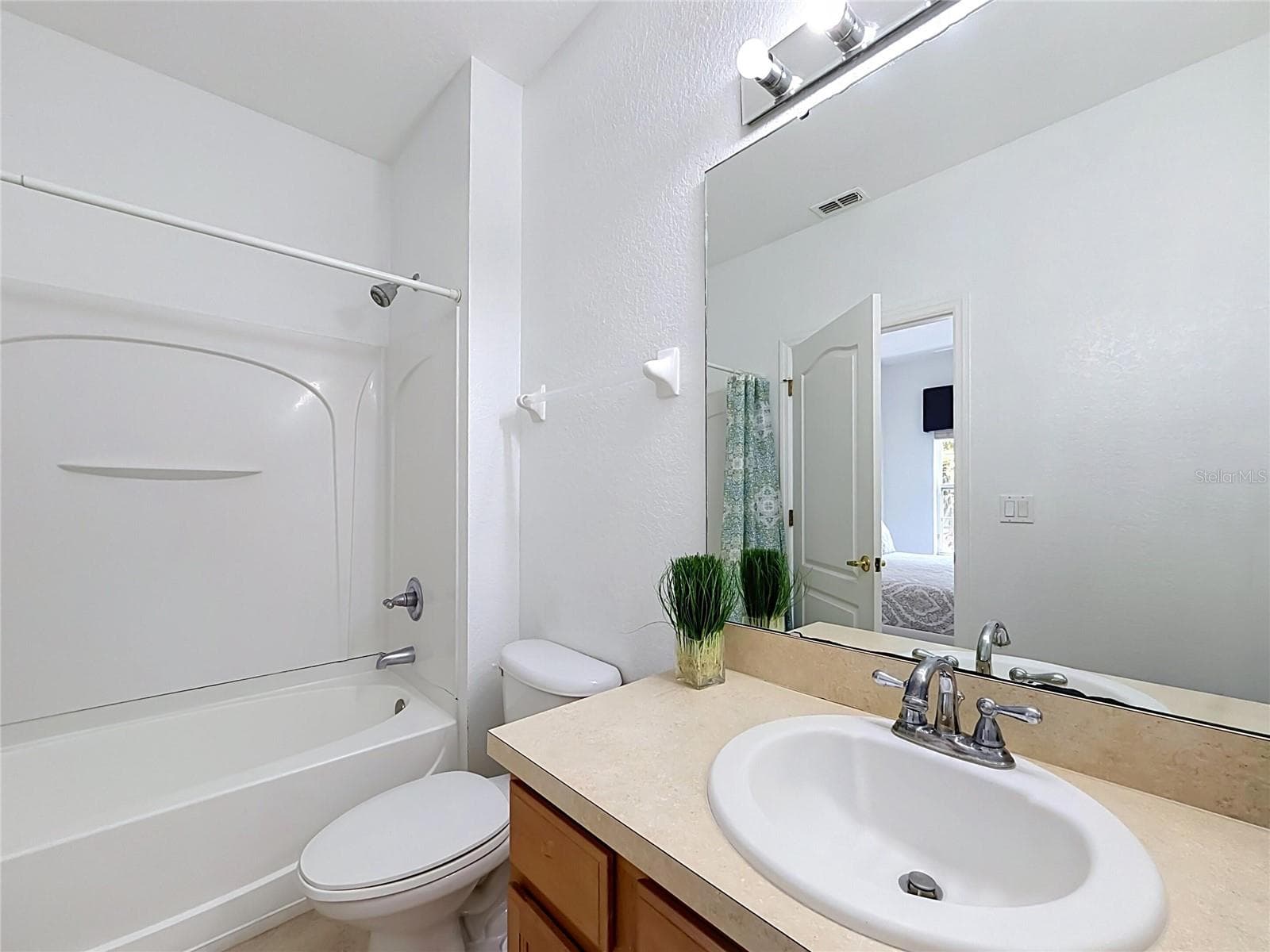 Townhouse at 2394 CARAVELLE CIR, KISSIMMEE, photo 30 of 52