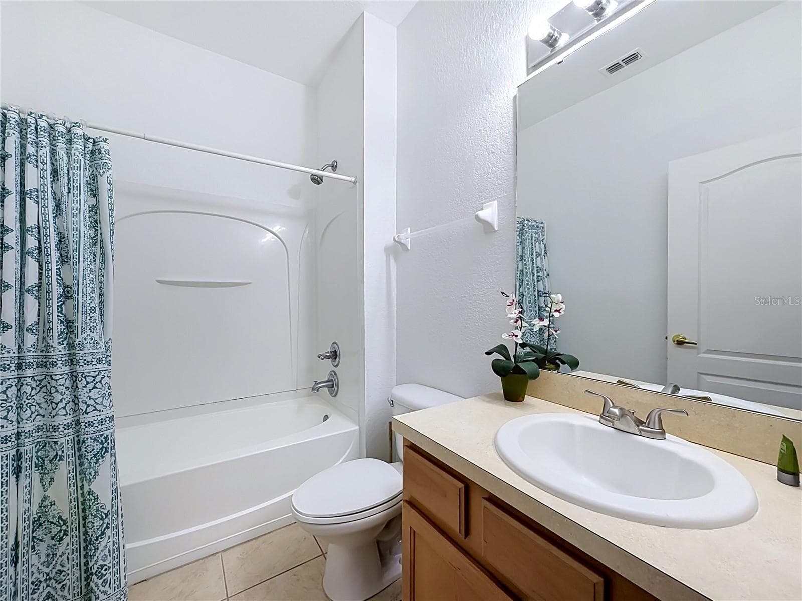 Townhouse at 2394 CARAVELLE CIR, KISSIMMEE, photo 39 of 52