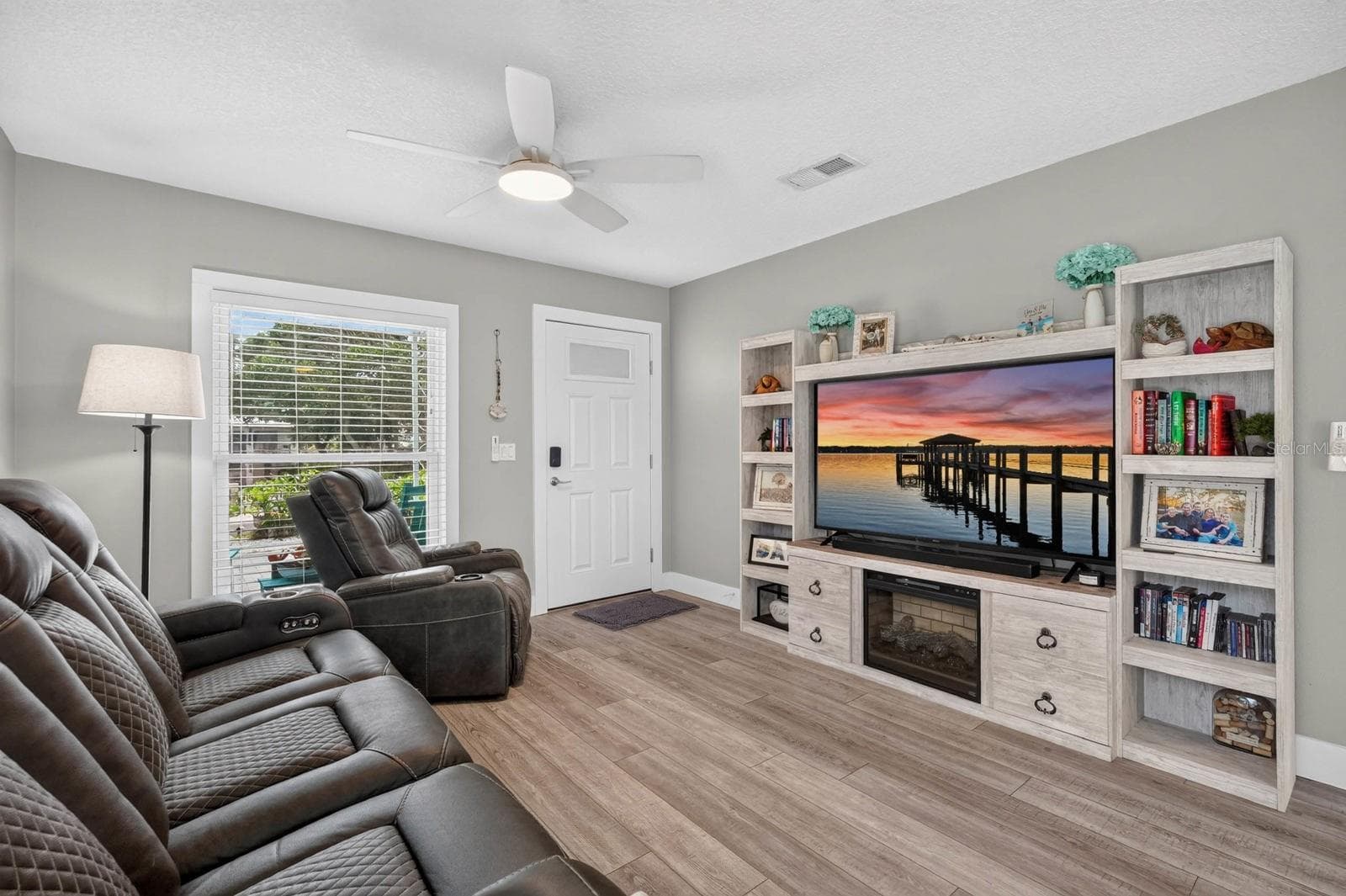 Single Family Residence at 4503 SAXON DR, NEW SMYRNA BEACH, photo 13 of 41