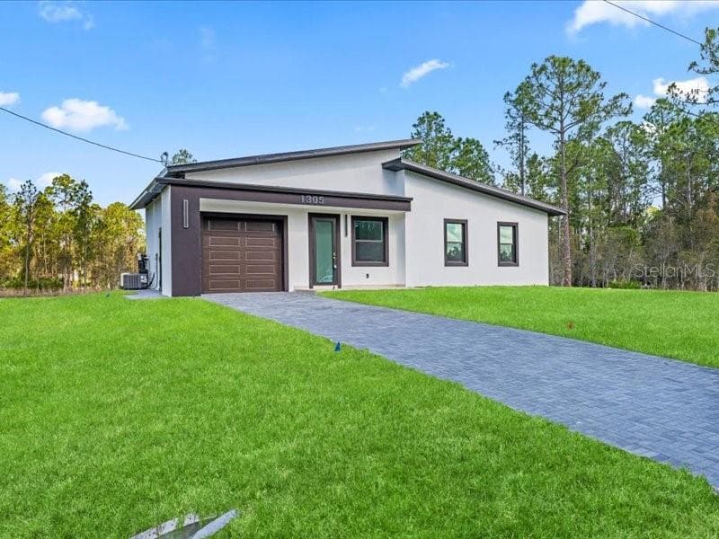 Single Family Residence at 1305 MCARTHUR AVE, LEHIGH ACRES, photo 3 of 34