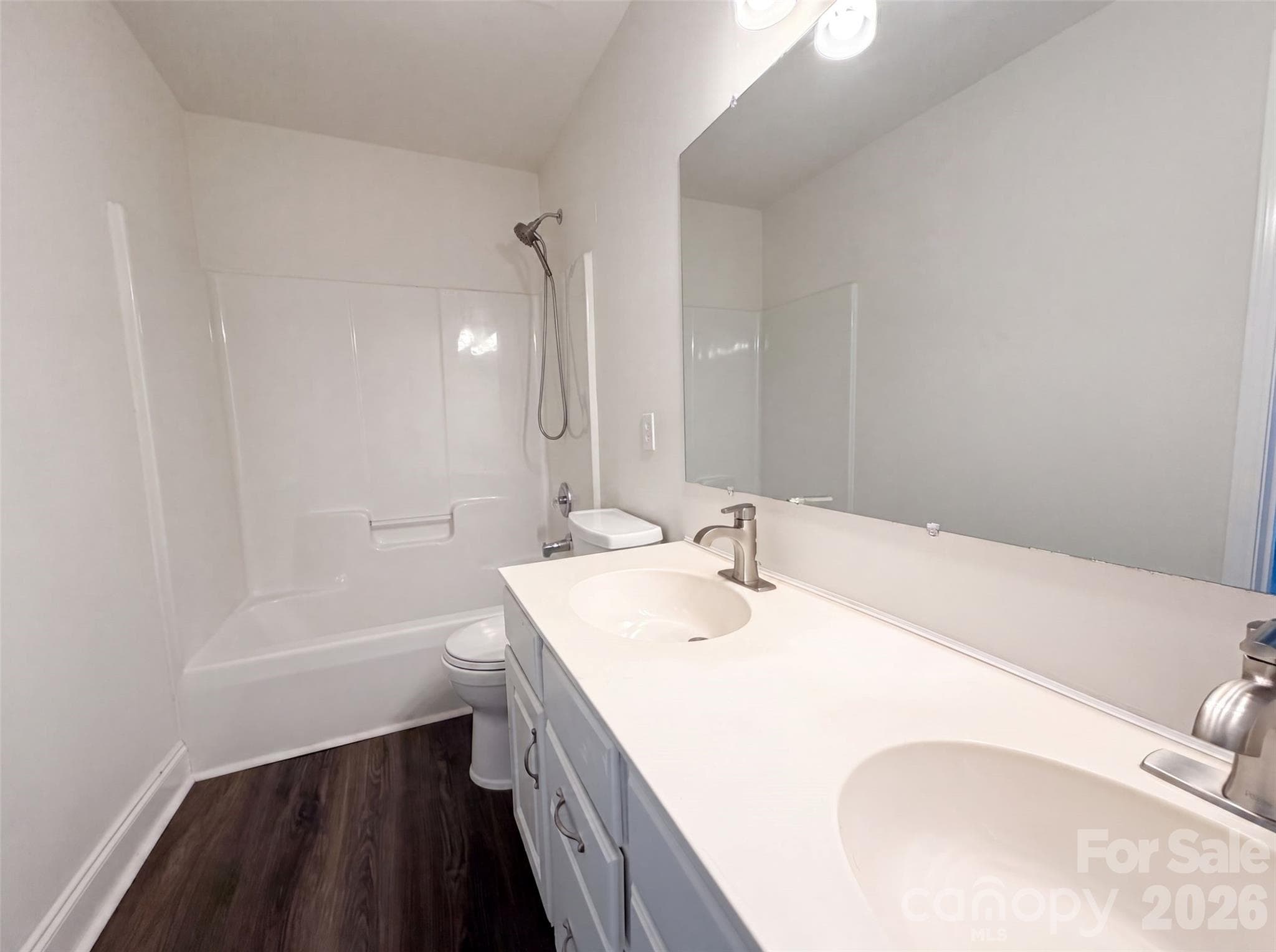 Single Family Residence at 110 Lyman Oak Court, Fort Mill, photo 14 of 15