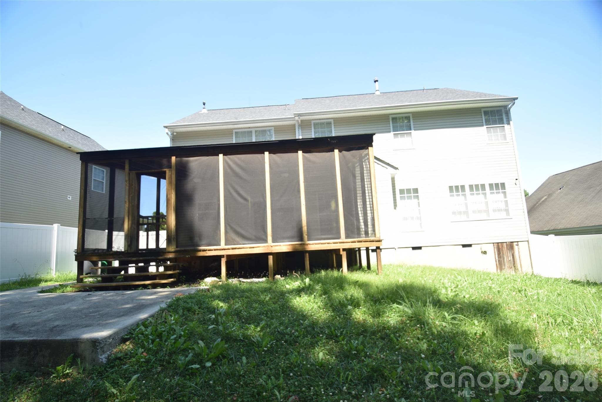 Single Family Residence at 6629 Pattonsburg Drive, Charlotte, photo 9 of 12