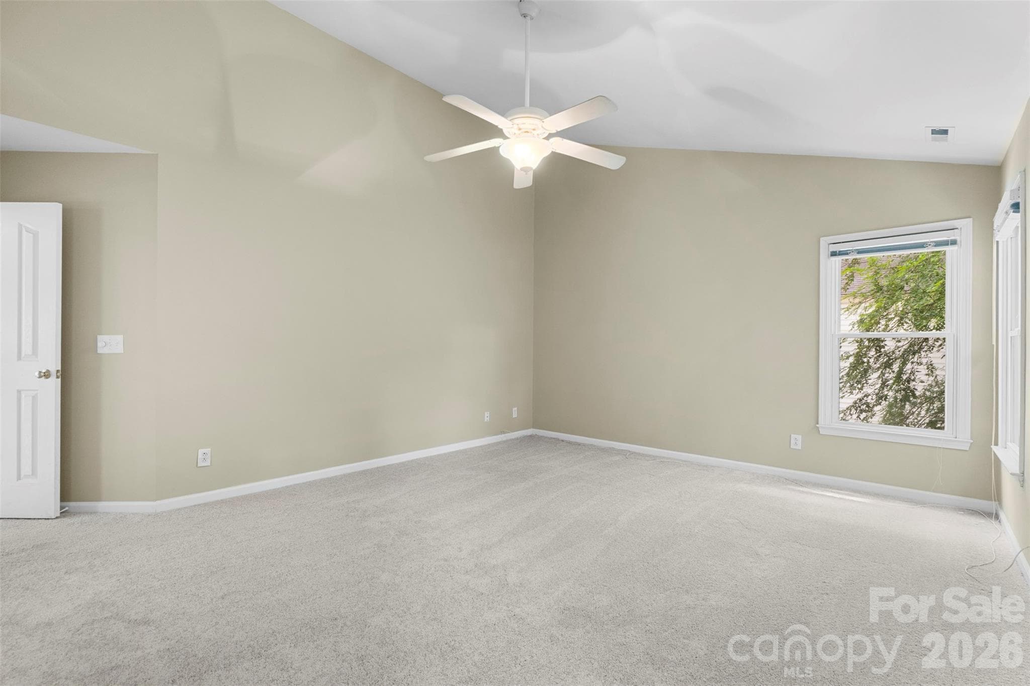 Single Family Residence at 8610 Forest Shadow Circle, Cornelius, photo 16 of 29