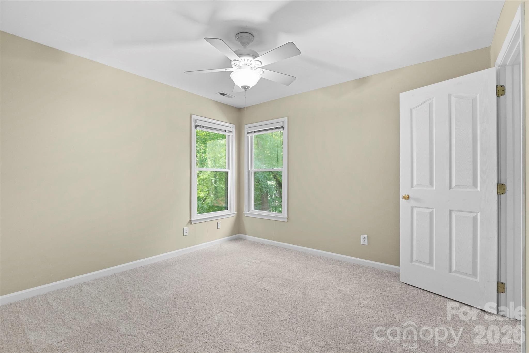 Single Family Residence at 8610 Forest Shadow Circle, Cornelius, photo 21 of 29