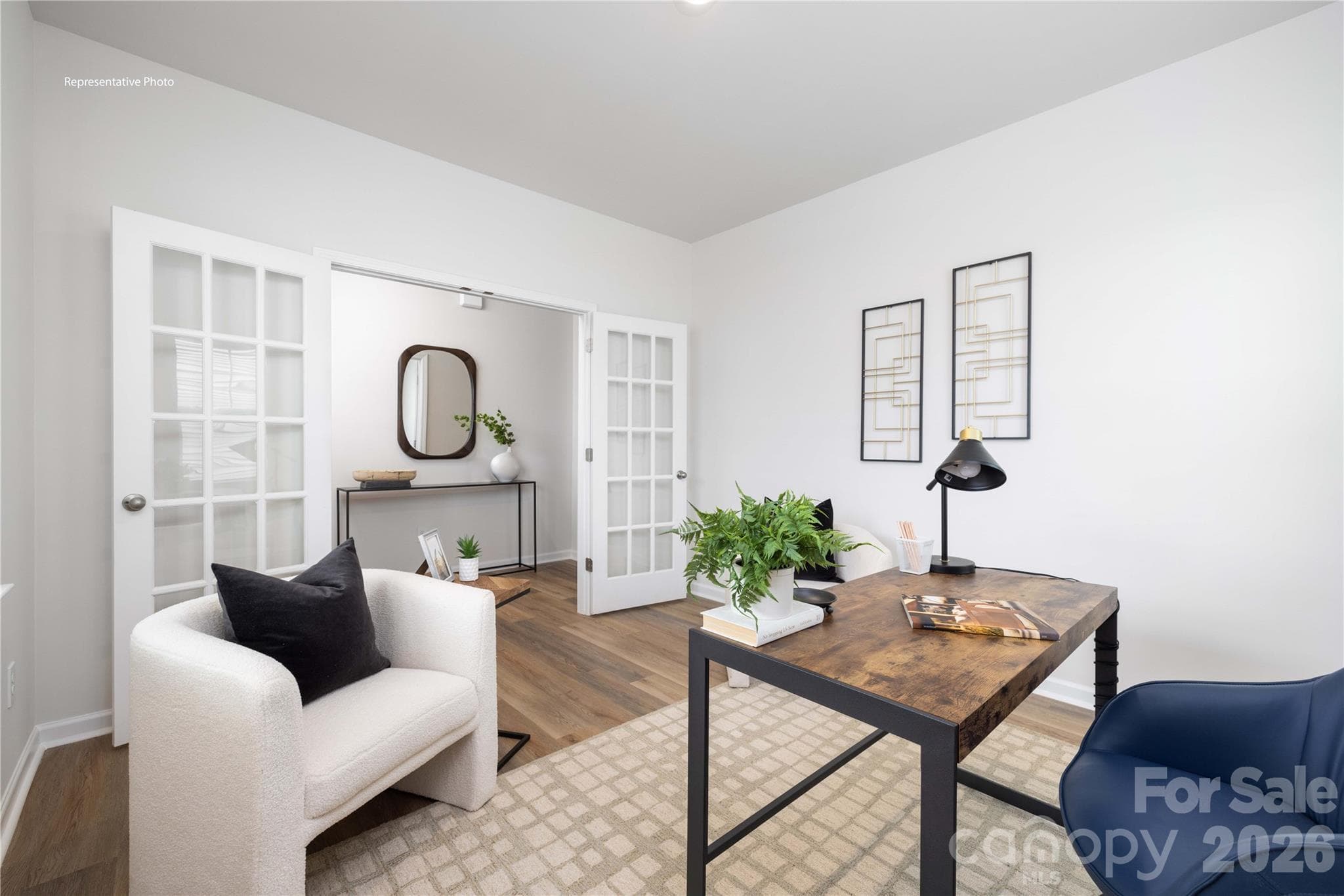 Single Family Residence at 2027 Moorside Court, Lancaster, photo 4 of 30