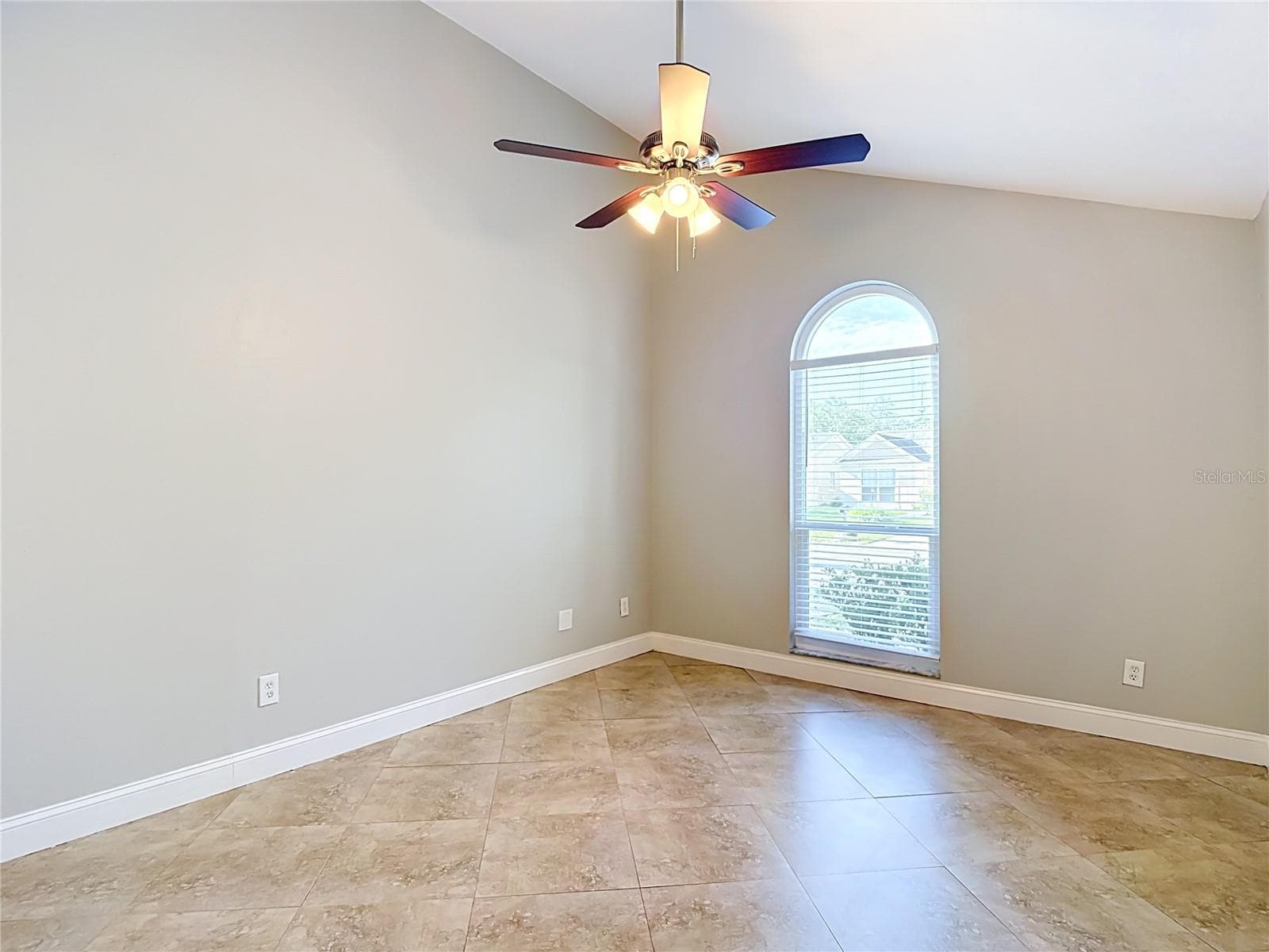 Single Family Residence at 1032 HARDWOOD DR, VALRICO, photo 18 of 60