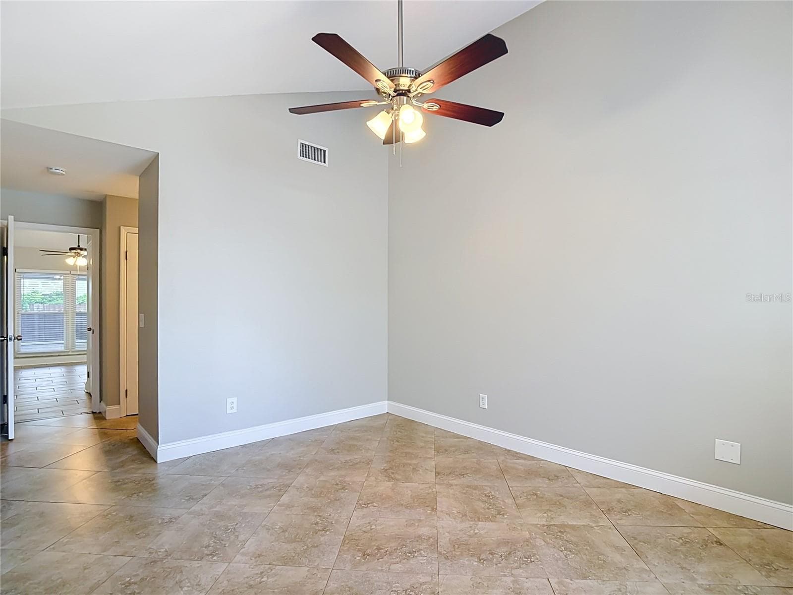 Single Family Residence at 1032 HARDWOOD DR, VALRICO, photo 19 of 60