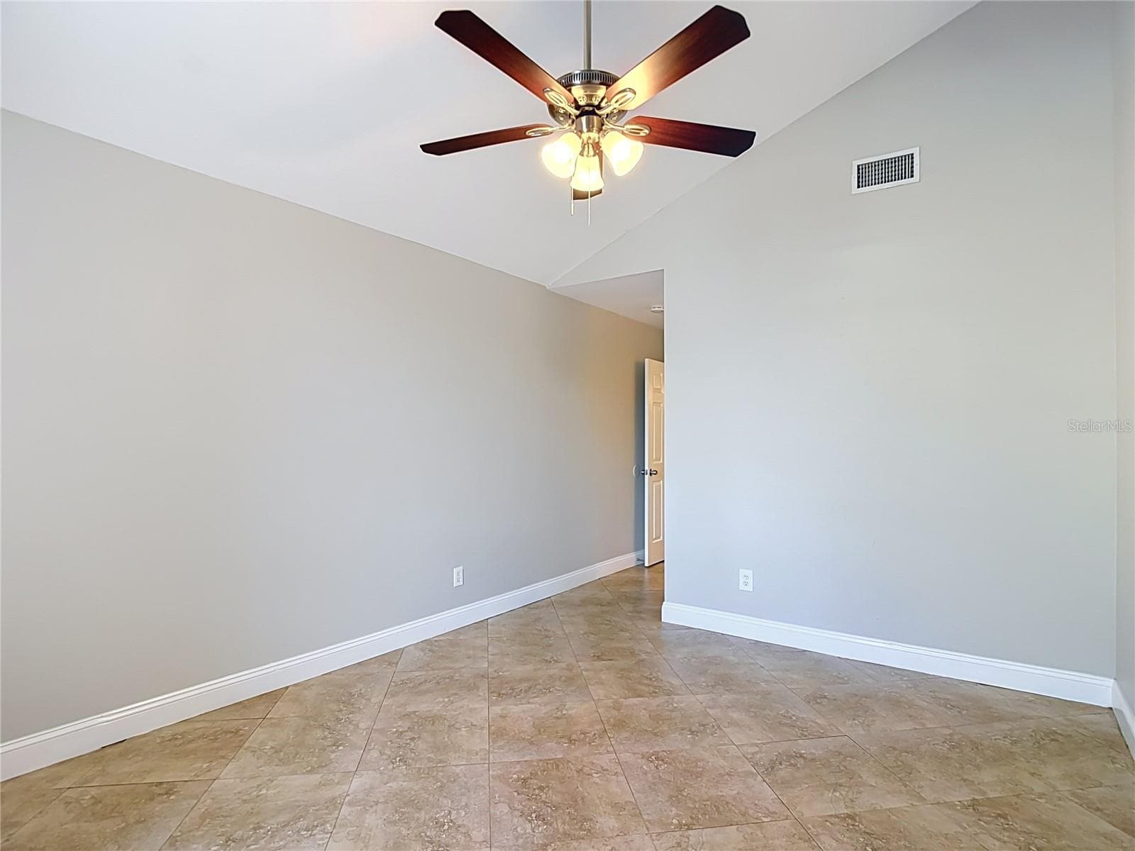 Single Family Residence at 1032 HARDWOOD DR, VALRICO, photo 20 of 60