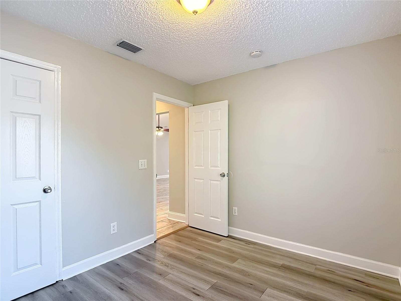 Single Family Residence at 1032 HARDWOOD DR, VALRICO, photo 30 of 60