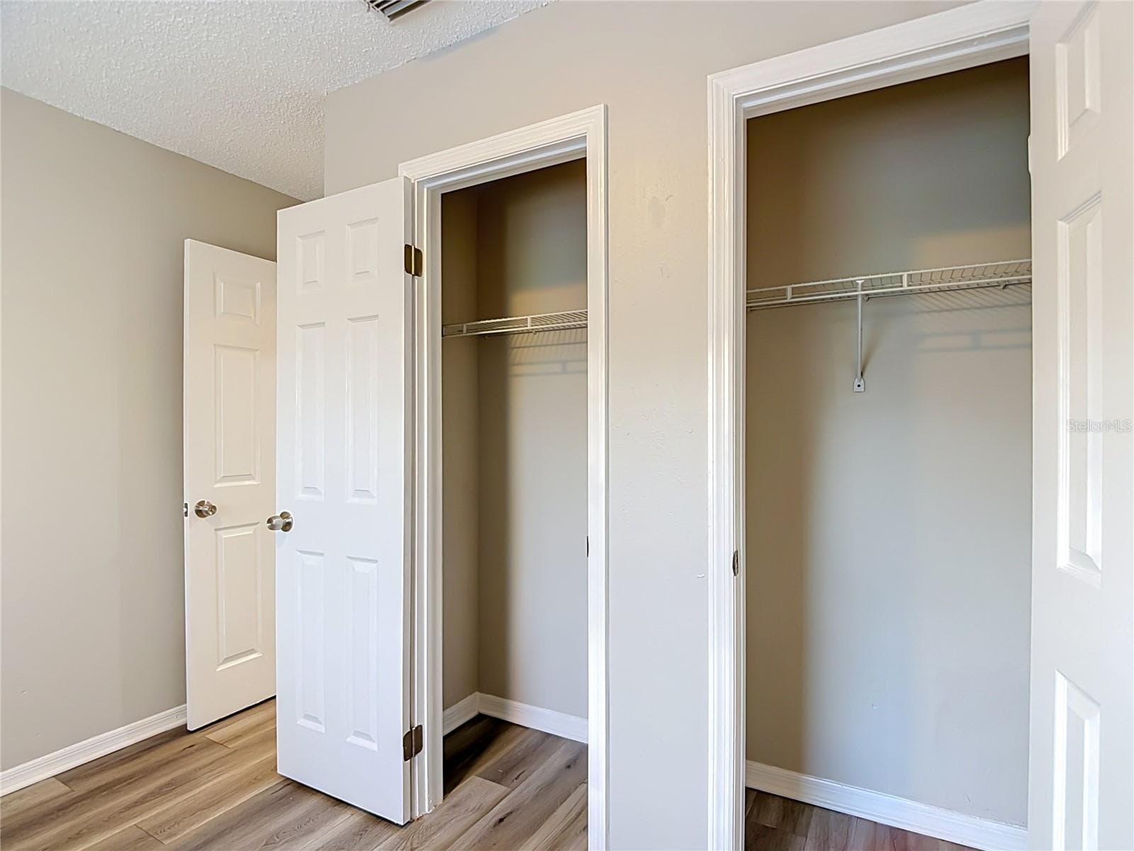 Single Family Residence at 1032 HARDWOOD DR, VALRICO, photo 37 of 60