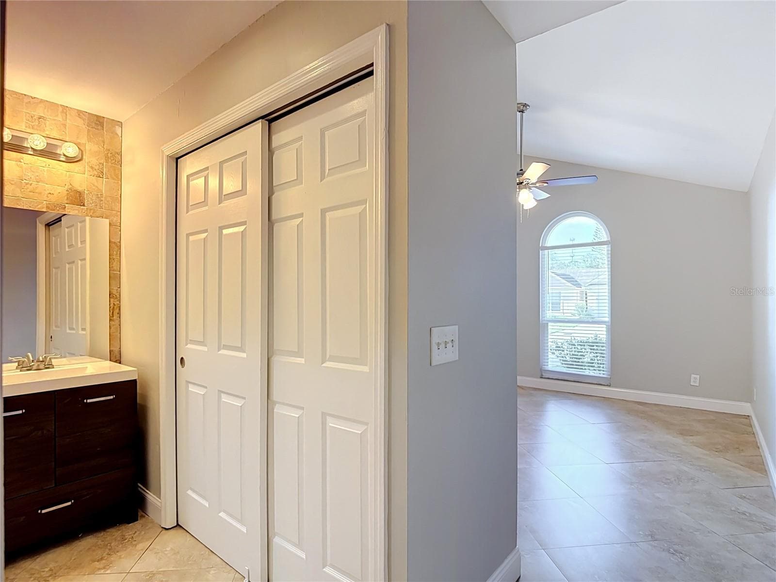 Single Family Residence at 1032 HARDWOOD DR, VALRICO, photo 41 of 60