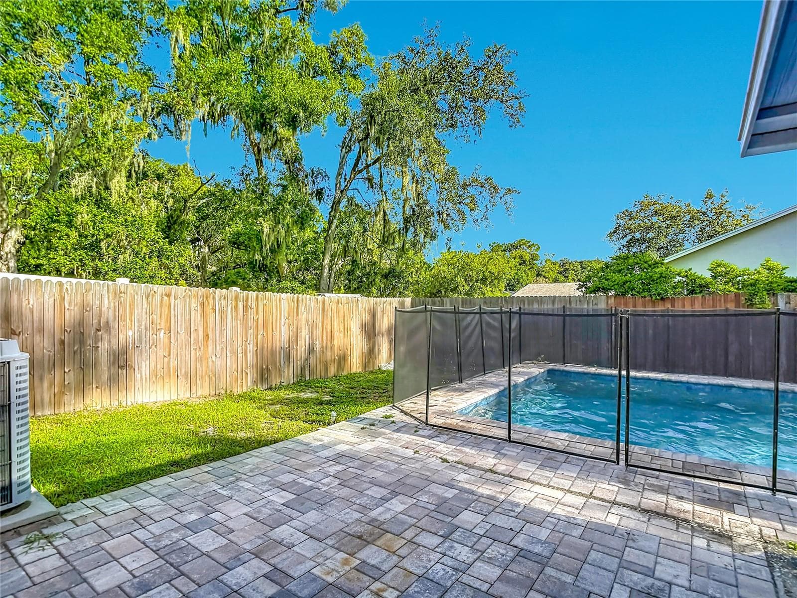 Single Family Residence at 1032 HARDWOOD DR, VALRICO, photo 54 of 60