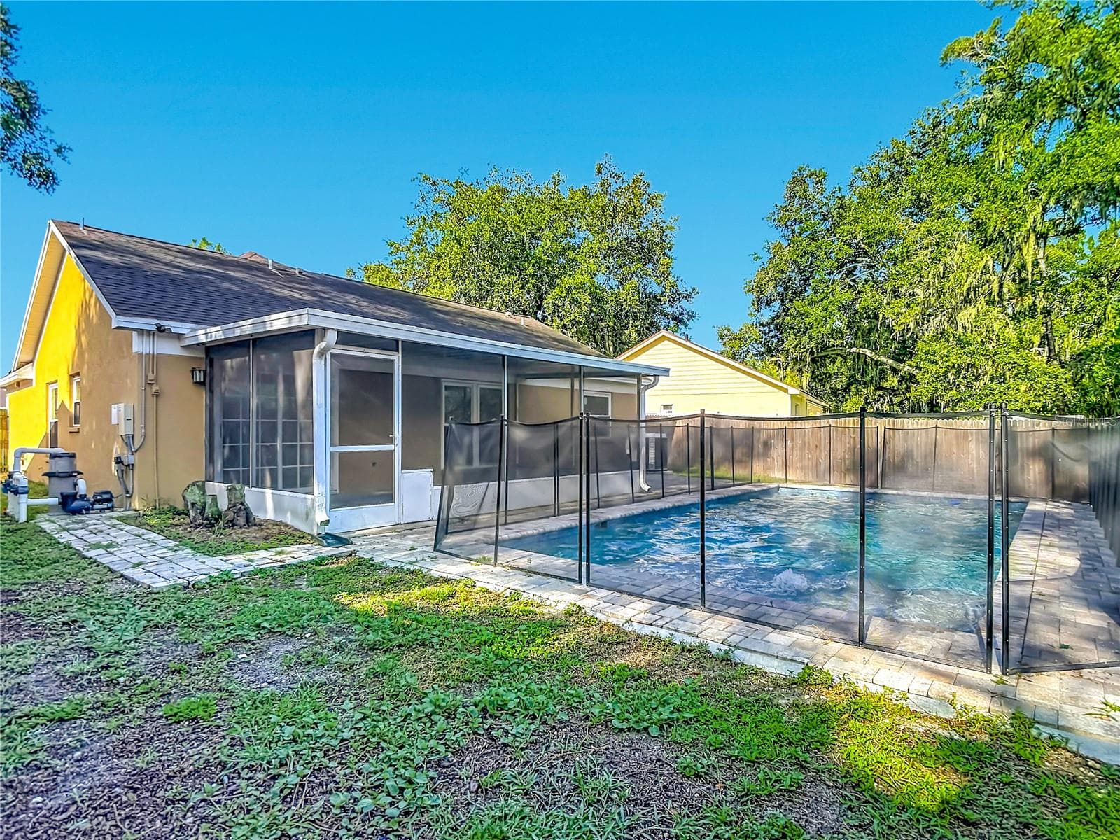 Single Family Residence at 1032 HARDWOOD DR, VALRICO, photo 56 of 60