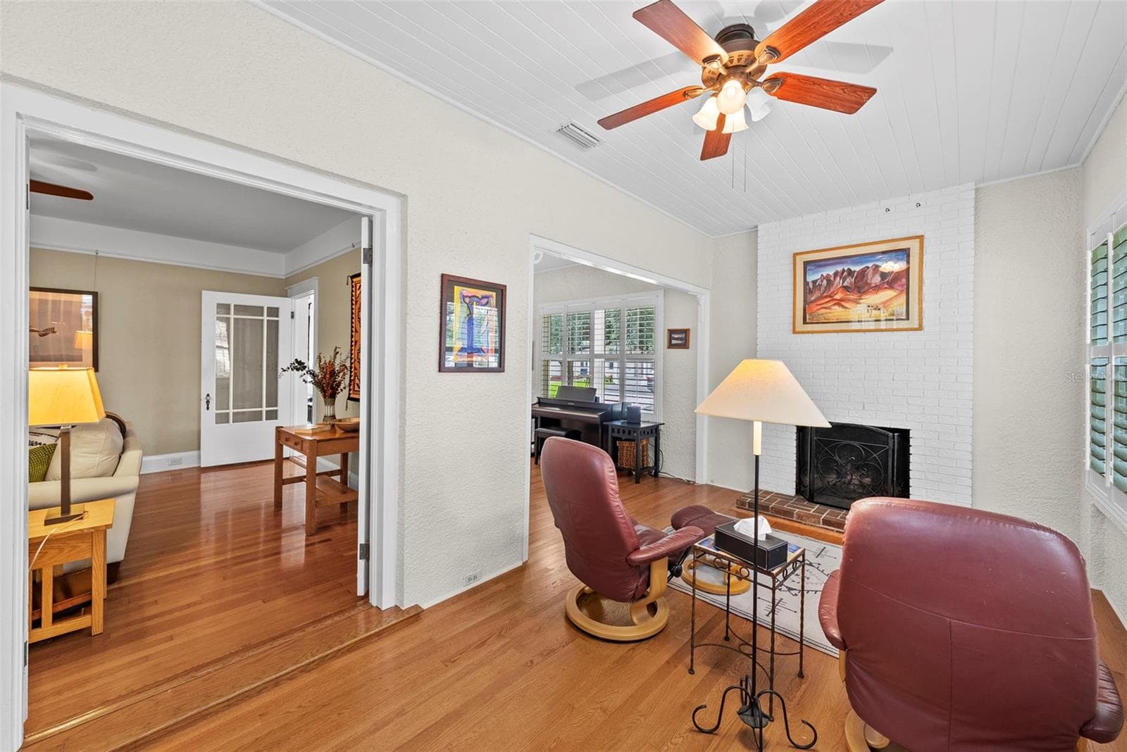 Single Family Residence at 2915 W ANGELES ST, TAMPA, photo 10 of 50