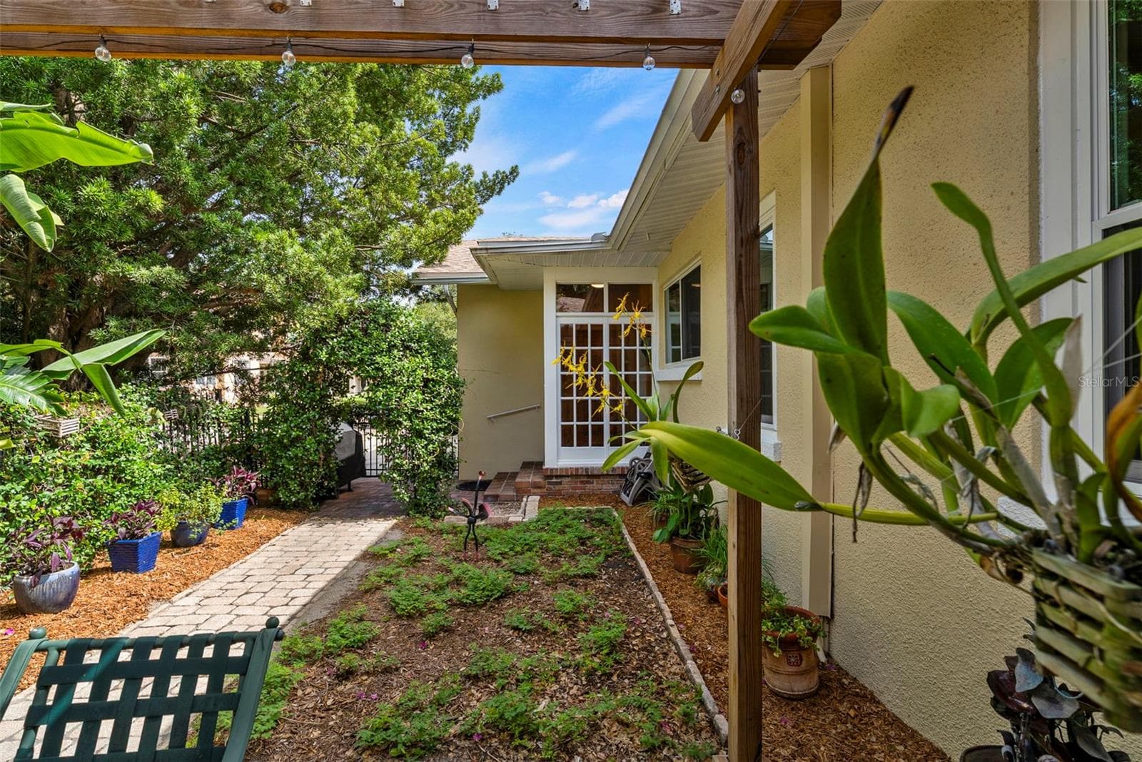 Single Family Residence at 2915 W ANGELES ST, TAMPA, photo 43 of 50