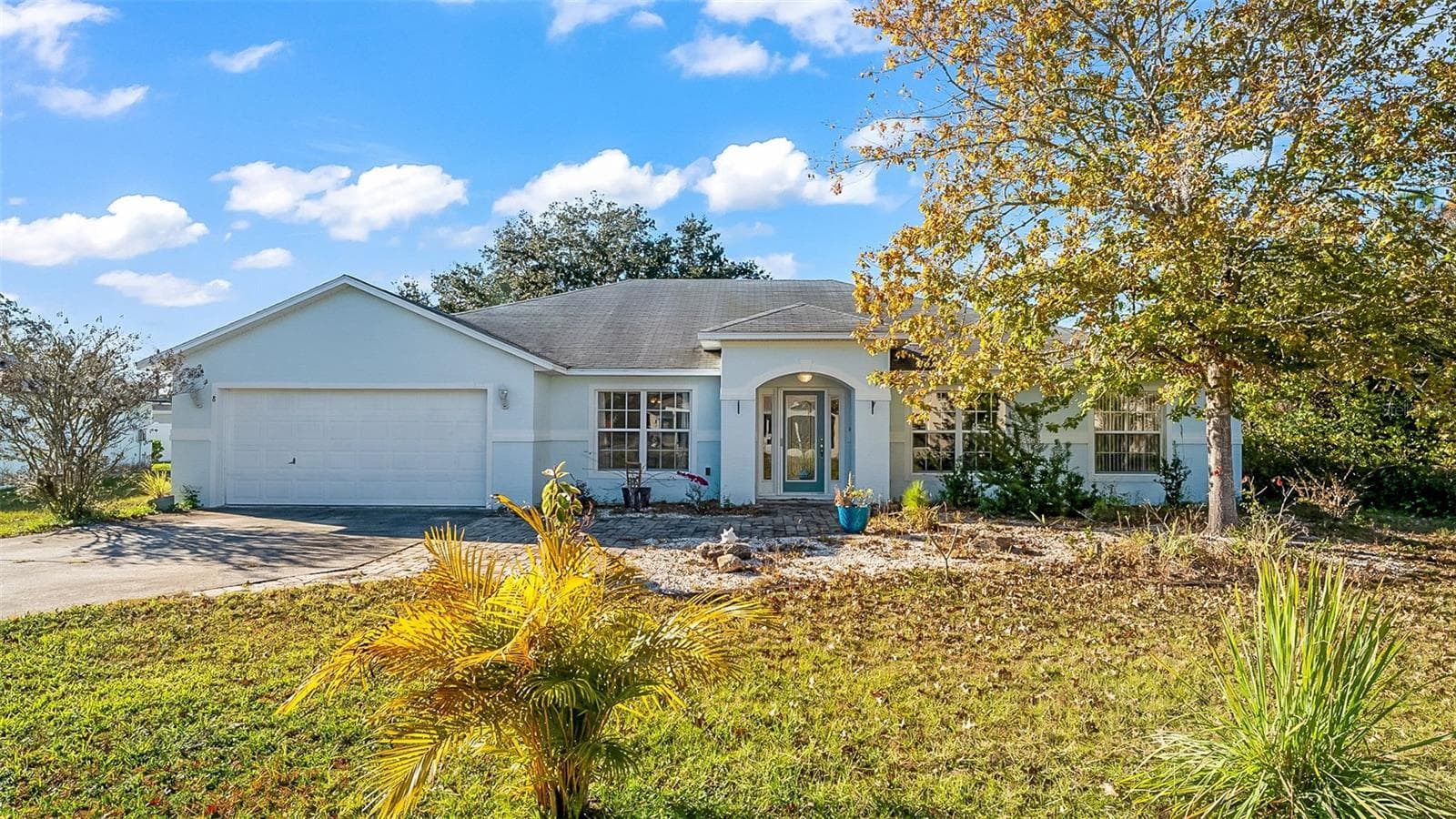 8 WHITE HURST LN