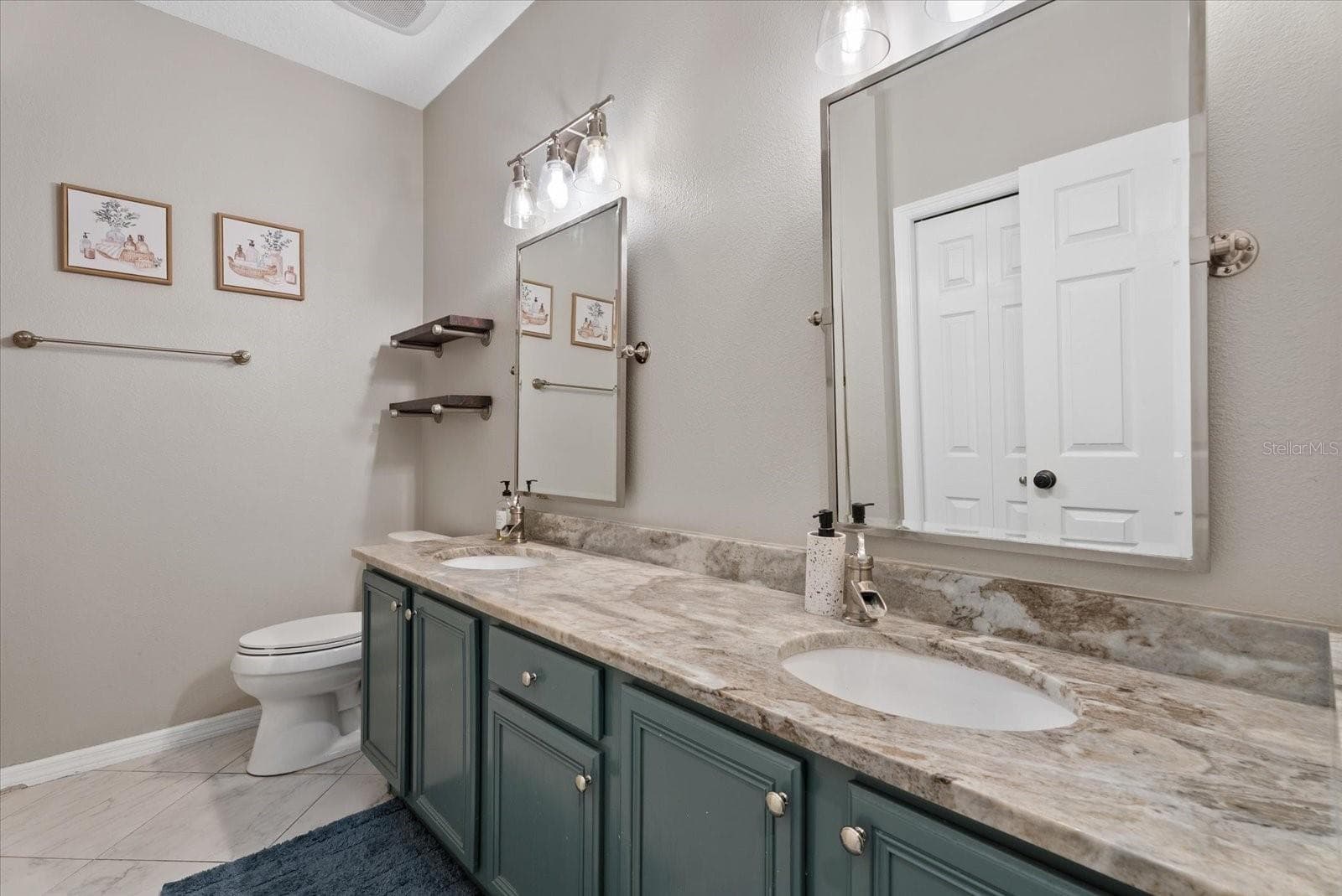 Single Family Residence at 9145 HIGHLAND RIDGE WAY, TAMPA, photo 24 of 51