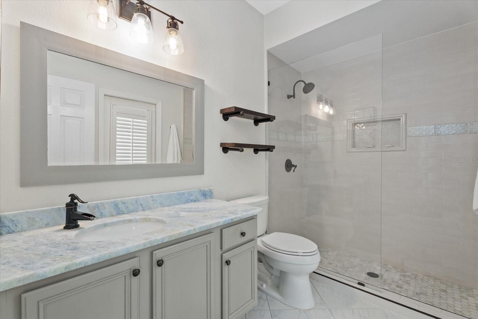 Single Family Residence at 9145 HIGHLAND RIDGE WAY, TAMPA, photo 27 of 51