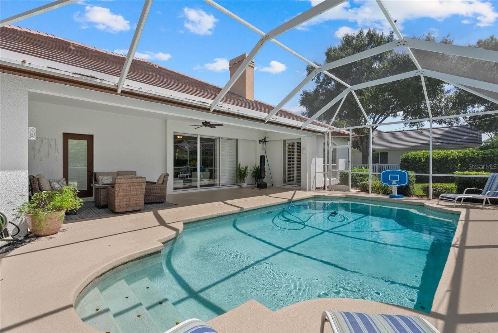 Single Family Residence at 9145 HIGHLAND RIDGE WAY, TAMPA, photo 29 of 51