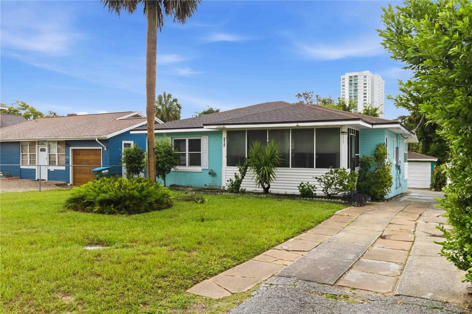 217 DAYTONA AVE