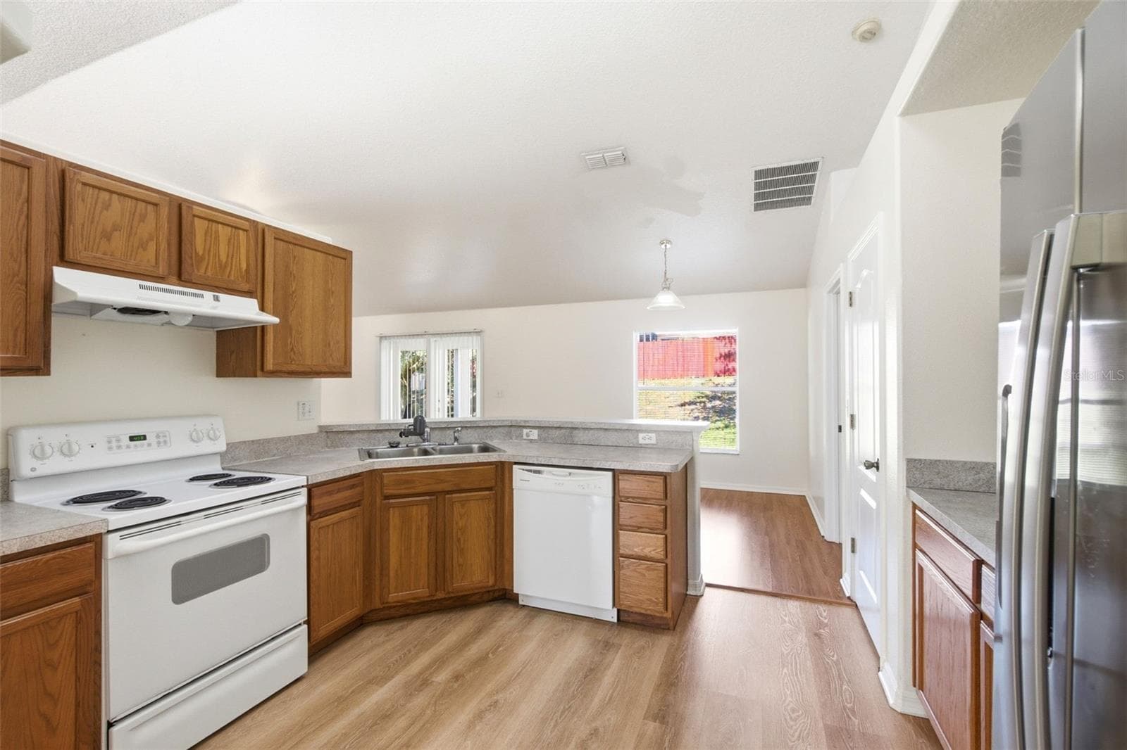 Single Family Residence at 10320 VISTA PINES LOOP, CLERMONT, photo 11 of 31