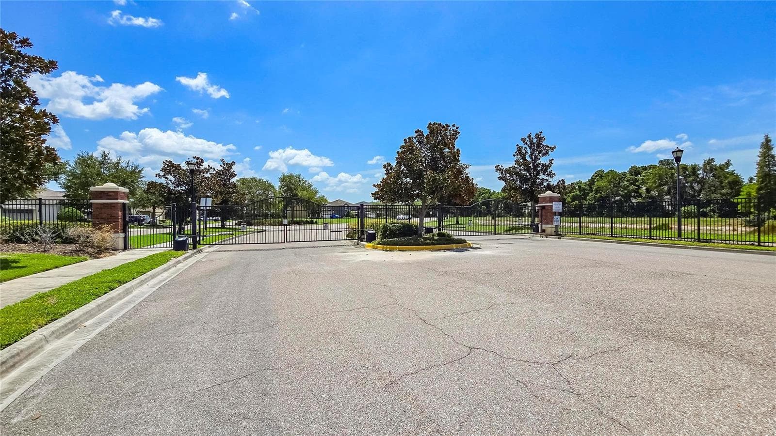 Gated Community - 8635 TURNSTONE SHORE LN, RIVERVIEW