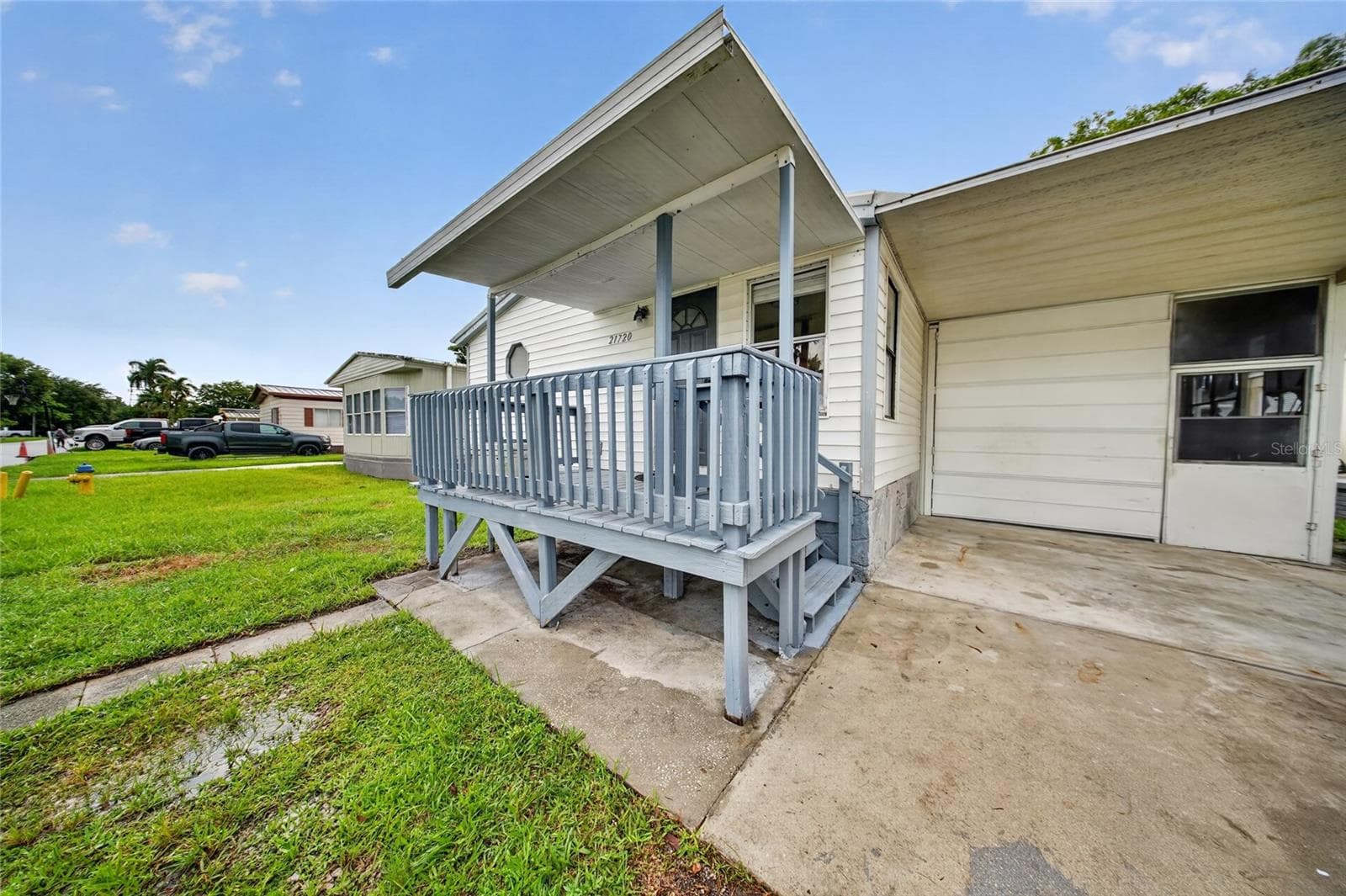 Manufactured Home at 21720 NW 8TH CT, PEMBROKE PINES, photo 2 of 30