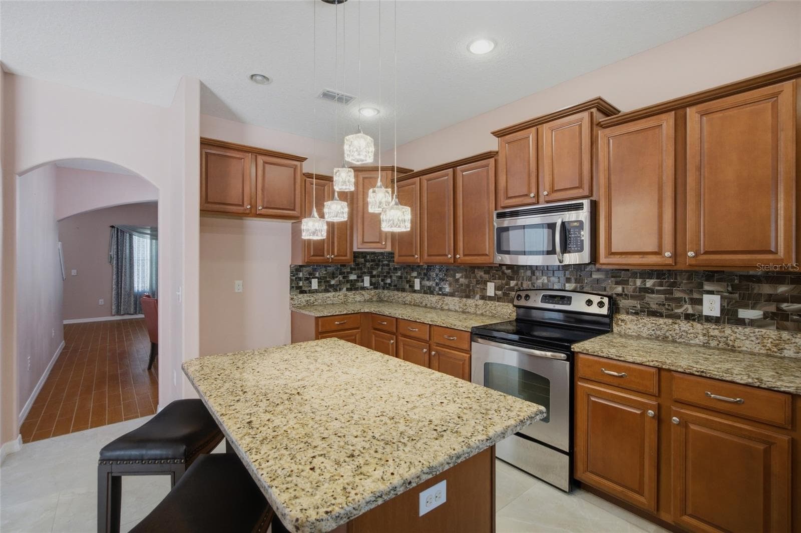 Single Family Residence at 12407 GILMERTON MIST LN, RIVERVIEW, photo 12 of 50