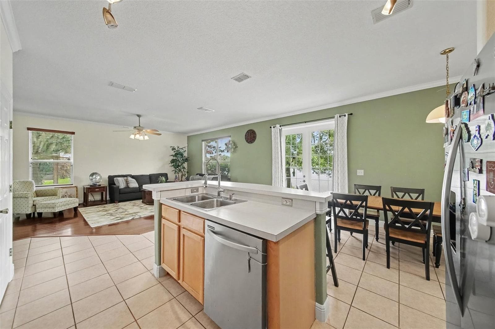 Single Family Residence at 246 BRIGHTVIEW DR, LAKE MARY, photo 16 of 33
