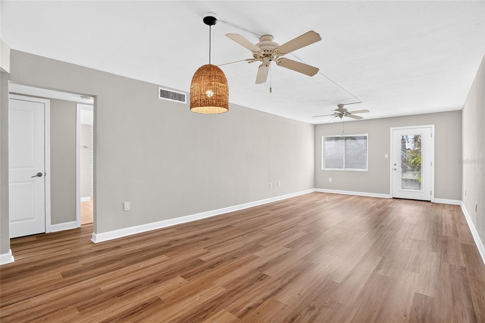 Condominium at 4570 OVERLOOK DR NE #175, ST PETERSBURG, photo 17 of 44