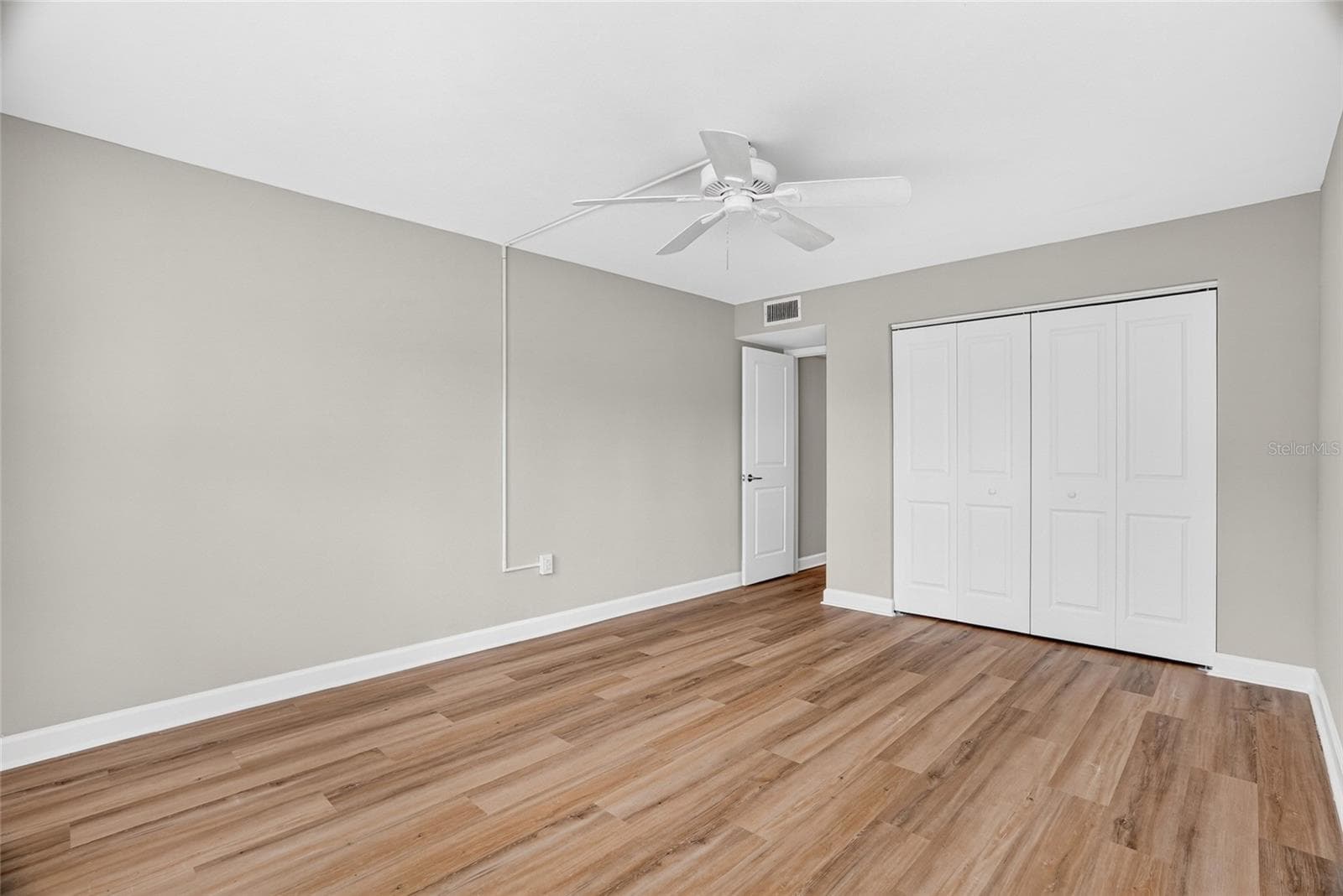 Condominium at 4570 OVERLOOK DR NE #175, ST PETERSBURG, photo 24 of 44