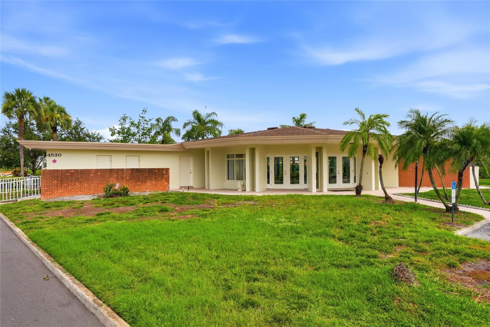 Condominium at 4570 OVERLOOK DR NE #175, ST PETERSBURG, photo 32 of 44