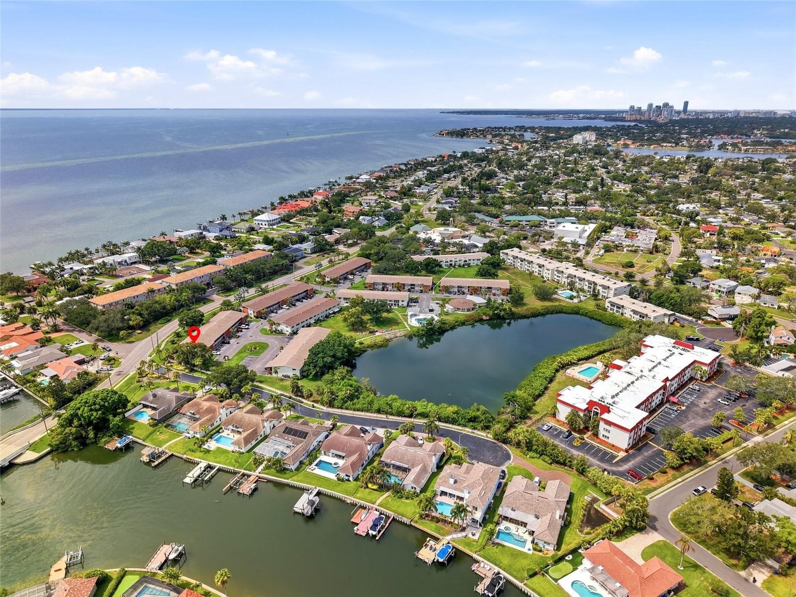Condominium at 4570 OVERLOOK DR NE #175, ST PETERSBURG, photo 41 of 44