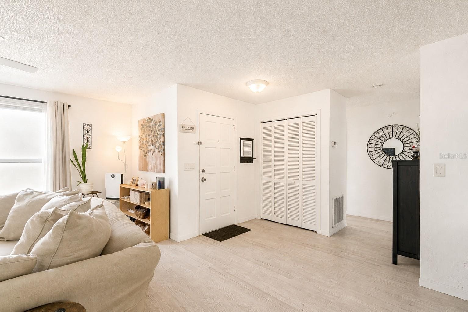 Entryway - 1495 BISHOP RD, SPRING HILL
