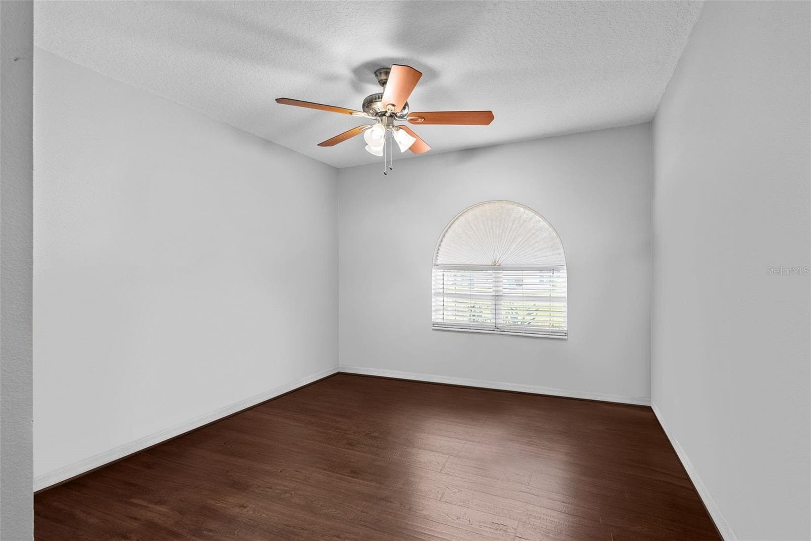 virtual  stage - 7466 APACHE TRL, SPRING HILL