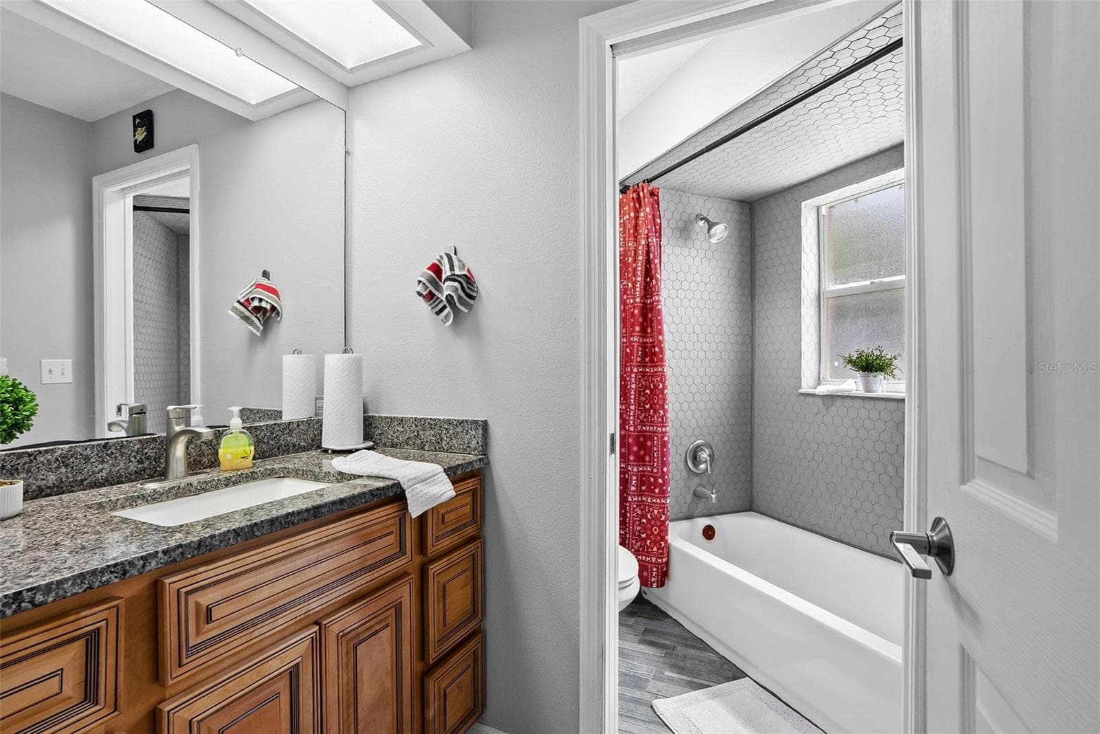 Single Family Residence at 7466 APACHE TRL, SPRING HILL, photo 36 of 50