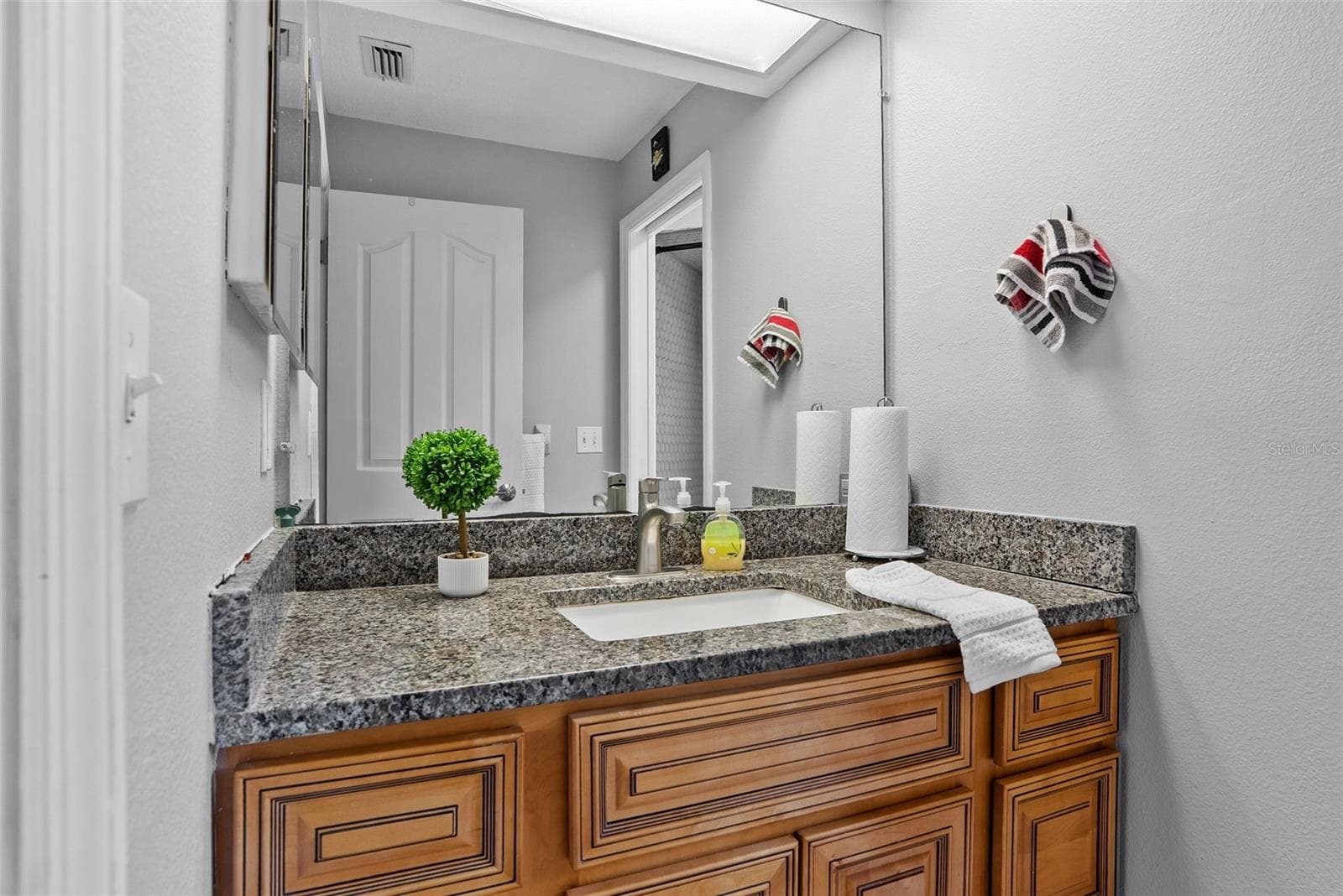 Single Family Residence at 7466 APACHE TRL, SPRING HILL, photo 38 of 50