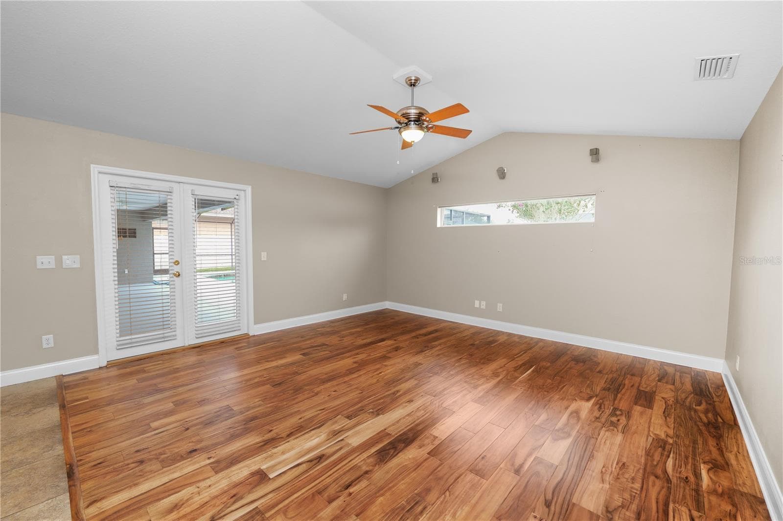 Single Family Residence at 3333 HAWKS RIDGE DR, LAKELAND, photo 5 of 69
