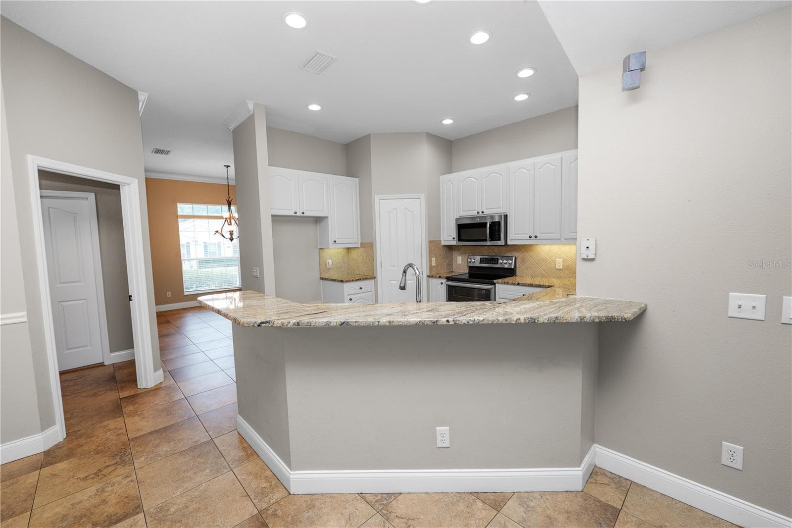 Single Family Residence at 3333 HAWKS RIDGE DR, LAKELAND, photo 18 of 69