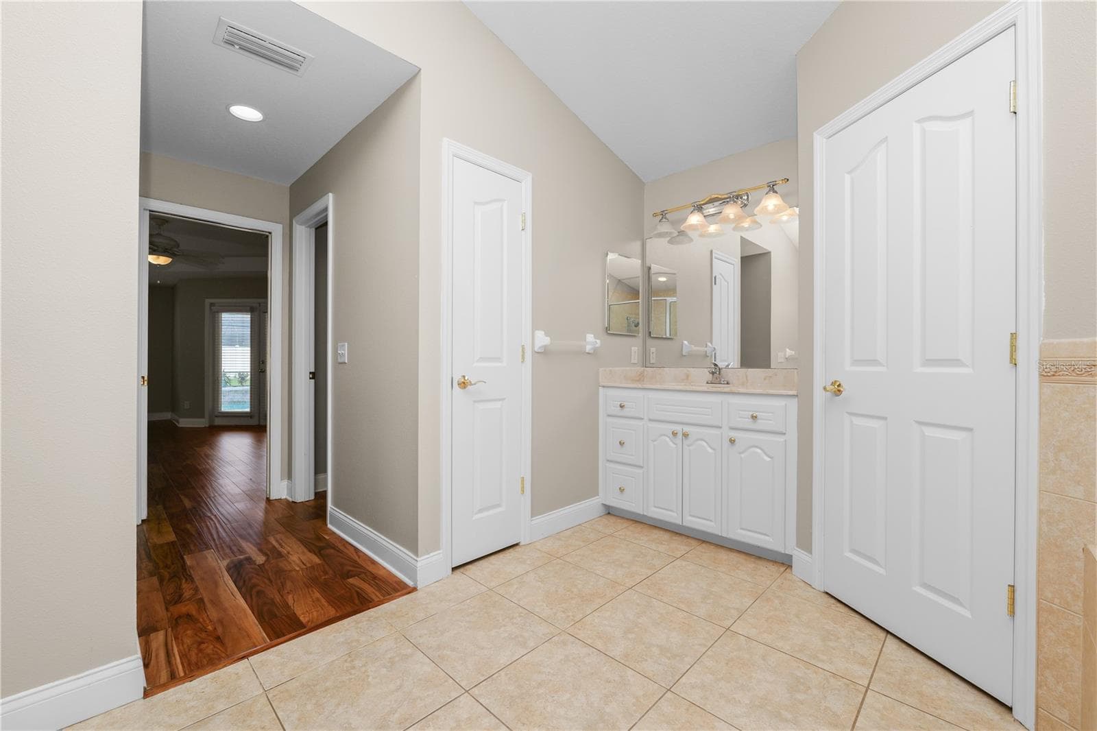 Single Family Residence at 3333 HAWKS RIDGE DR, LAKELAND, photo 28 of 69