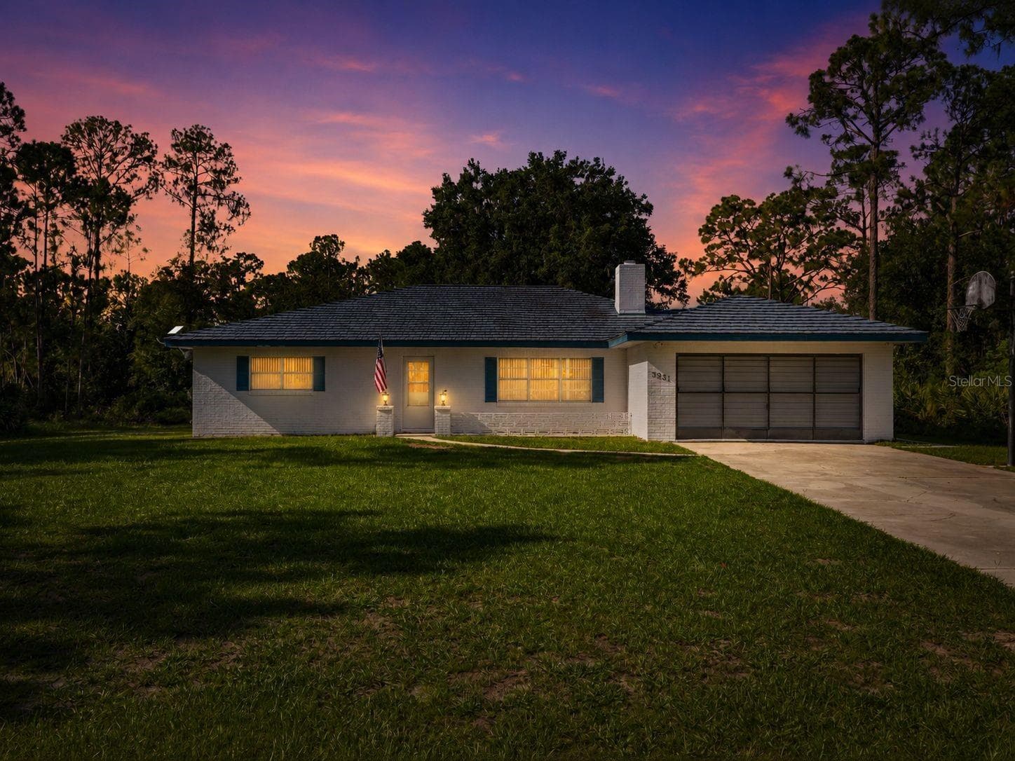 Single Family Residence at 3931 GAILLARDIA DR, INDIAN LAKE ESTATES, photo 3 of 93
