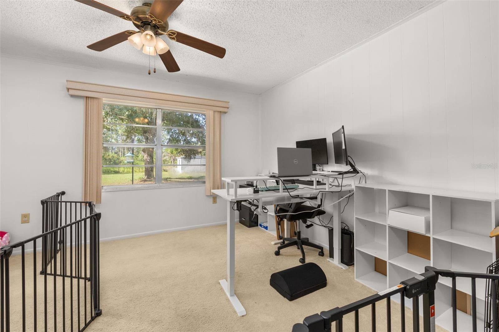 Single Family Residence at 3931 GAILLARDIA DR, INDIAN LAKE ESTATES, photo 17 of 93