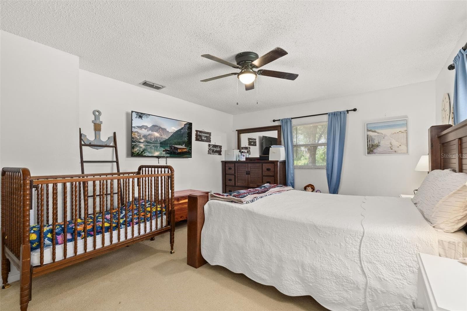 Single Family Residence at 3931 GAILLARDIA DR, INDIAN LAKE ESTATES, photo 22 of 93