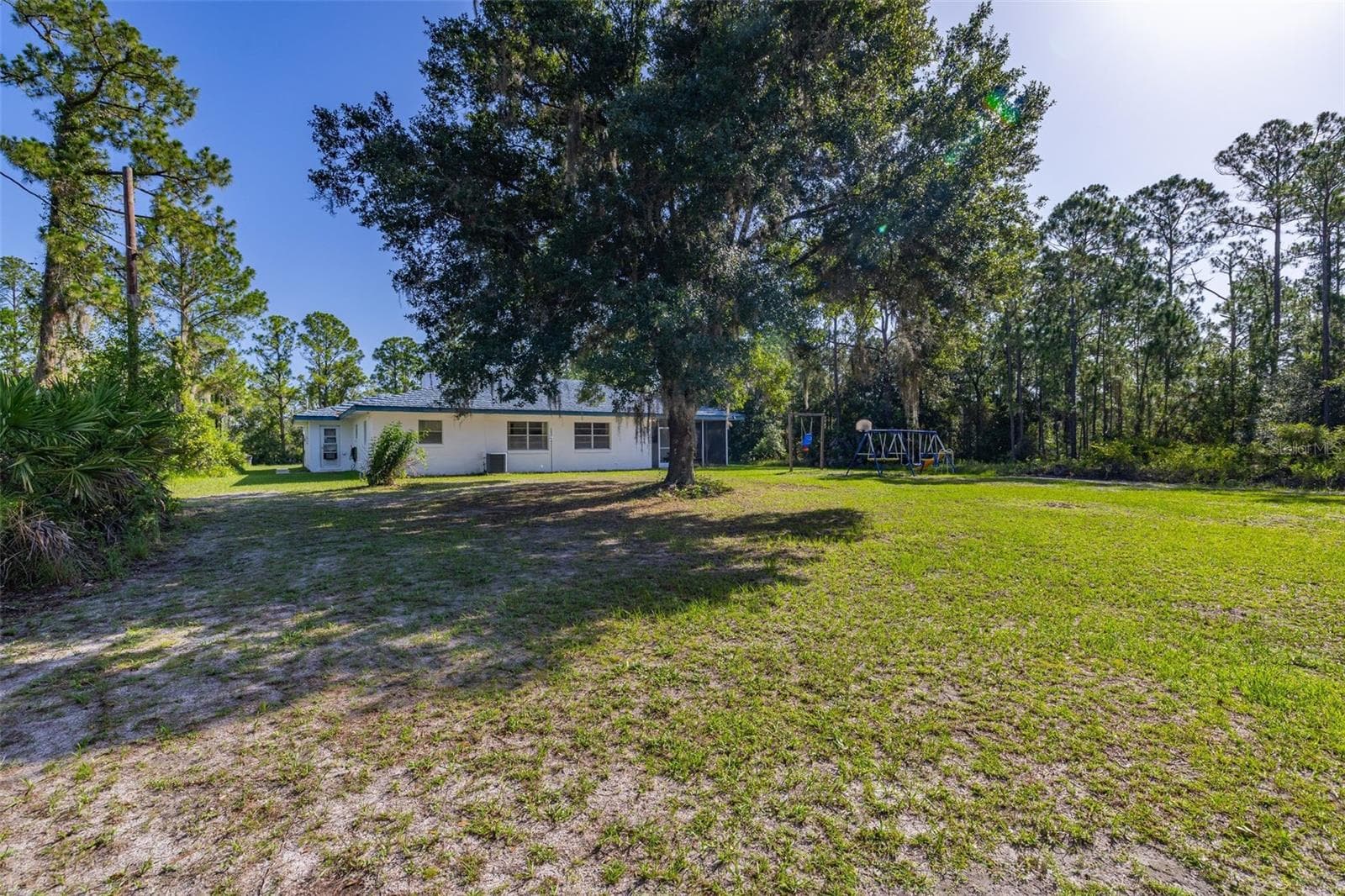 Single Family Residence at 3931 GAILLARDIA DR, INDIAN LAKE ESTATES, photo 41 of 93