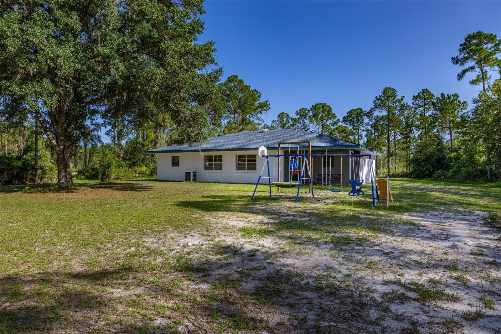 Single Family Residence at 3931 GAILLARDIA DR, INDIAN LAKE ESTATES, photo 44 of 93