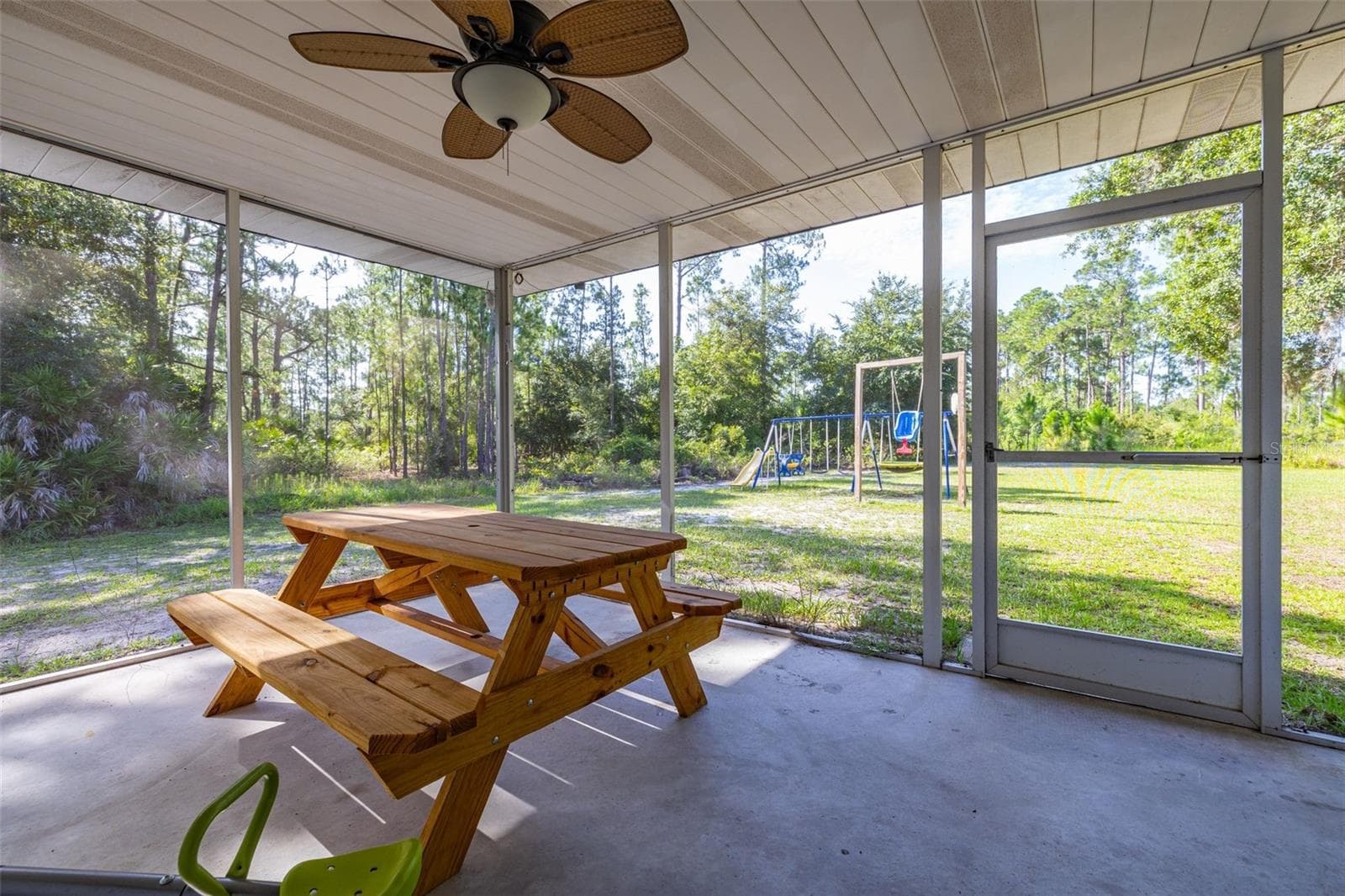 Single Family Residence at 3931 GAILLARDIA DR, INDIAN LAKE ESTATES, photo 47 of 93