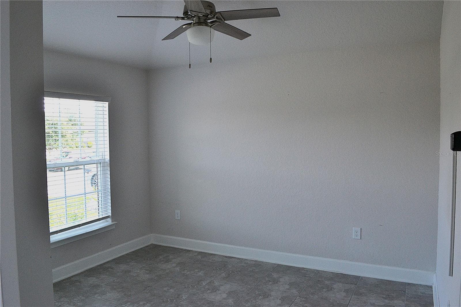 Front Bedroom - 284 CITRUS POINTE DR, HAINES CITY