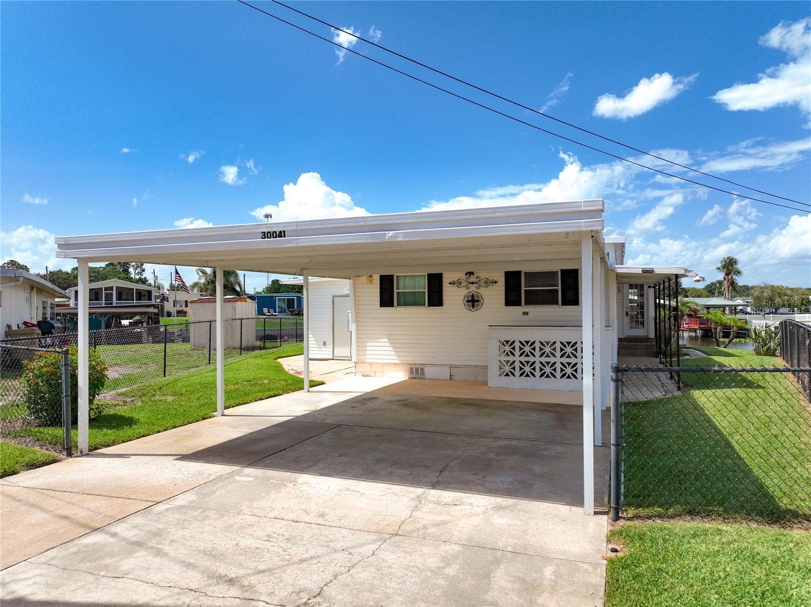 30041 WAUSAUKEE DR