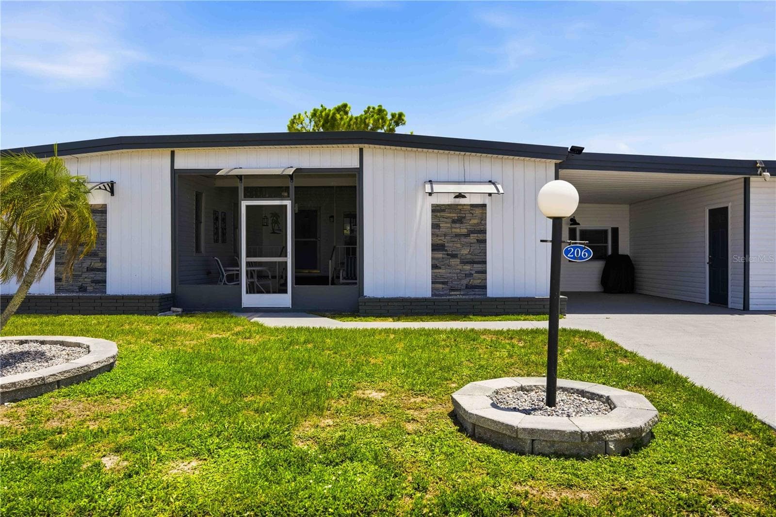 Manufactured Home at 206 TORTOLA WAY, NORTH PORT, photo 4 of 68