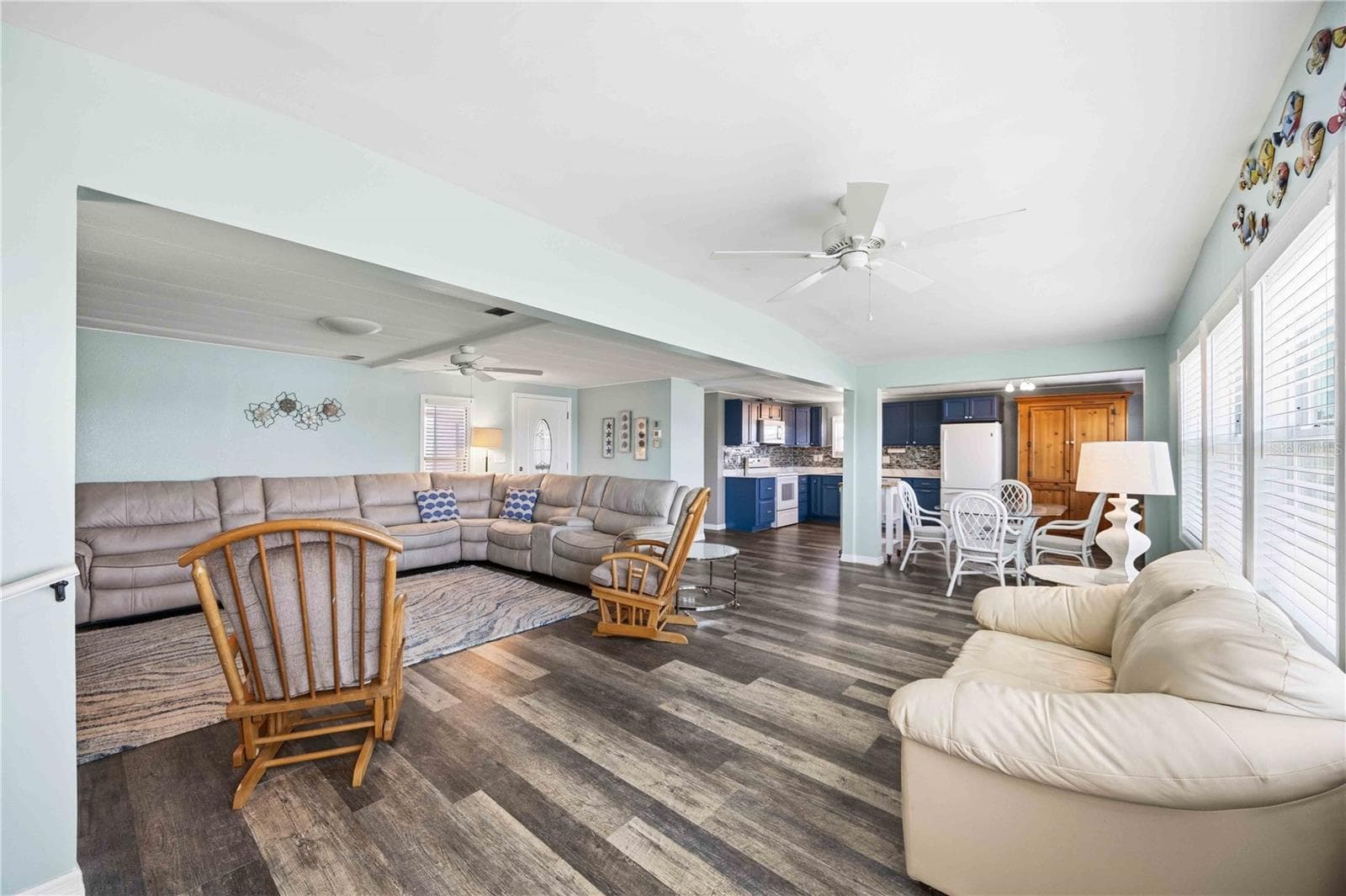 Manufactured Home at 206 TORTOLA WAY, NORTH PORT, photo 13 of 68